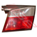 REAR GARNISH - R/H - CLEAR/RED WITH PLINTH (4842) - TO SUIT - NISSAN PRIMERA - P11 - 1999- 4DR F/L