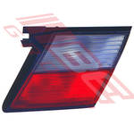 REAR GARNISH - R/H - CLEAR/RED (4748) - TO SUIT - NISSAN PRIMERA - P11 - 1997-