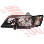 HEADLAMP - L/H - BLACK - W/CLEAR CORNER LAMP - TO SUIT - HOLDEN COMMODORE VY 2002- S/SS/SV8
