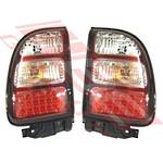 REAR LAMP - SET - L&R - LED - CLEAR/CLEAR/RED - TO SUIT - TOYOTA RAV4 1998-00